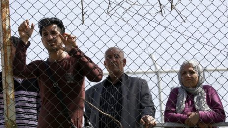 Германия, Холандия и Финландия приемат първите сирийци от Турция