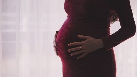 Какво е влиянието на коронавируса върху бременните жени