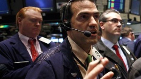 Инвеститорите започват третото тримесечие на чисто