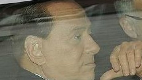 Започва дело срещу Берлускони за финансова измама на негова медийна компания