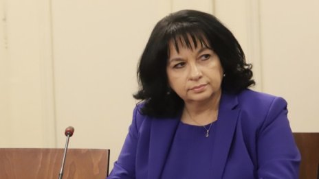 Теменужка Петкова: Няма да затваряме 5 и 6 блок на АЕЦ „Козлодуй“