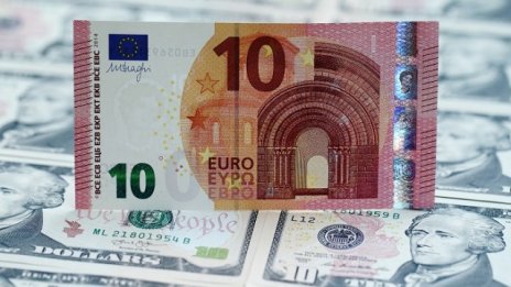 Еврото поскъпва в очакване на заседанието на ЕЦБ