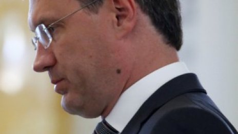 Новак: Има шанс за споразумение за замразяване на добива на петрол