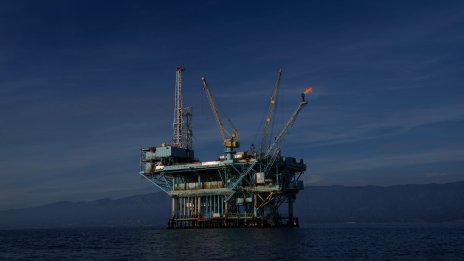 Китайските мита могат да ограничат износа на суров петрол от САЩ през 2025 г.