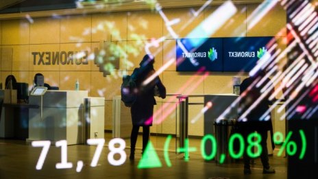 И европейските индекси получиха тласък от мирните преговори
