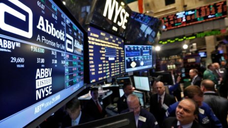 Пробив в преговорите ЕС-САЩ успокои Wall Street