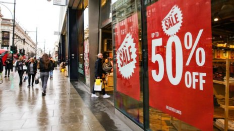 Онлайн покупките по празниците в САЩ ще достигнат рекордните 143,7 млрд. долара