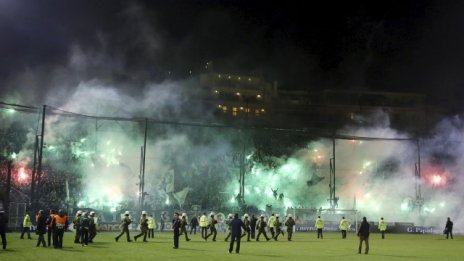 Ципрас и гръцките футболни драми