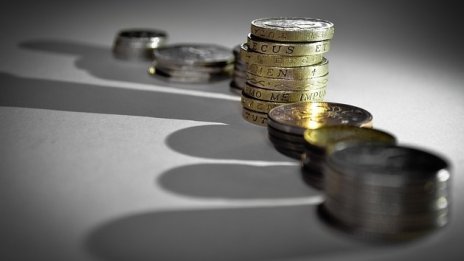 Възстановяването от кризата все още не се е случило в 19 области