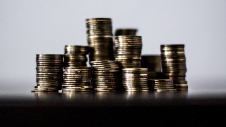 По-високият данък за старите коли мина през комисия на първо четене