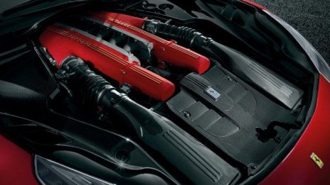 Ferrari ще предлага до 12 години гаранцията за двигателите си