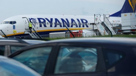 Ryanair ще стационира новите си самолети извън Великобритания
