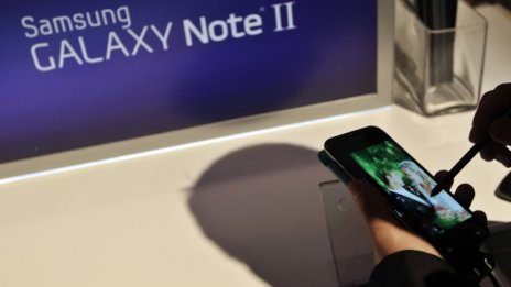 Samsung Galaxy Note 2 мина границата от 5 млн. доставки