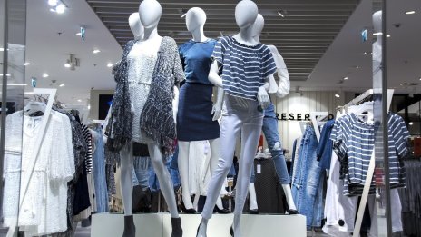 Продажбите на дребно у нас са застинали в края на лятото