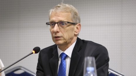 Николай Денков: Намираме се във второ COVID плато