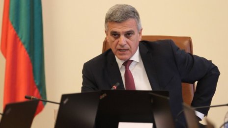 Готови са първите мерки за смекчаване на ефектите от скъпия ток