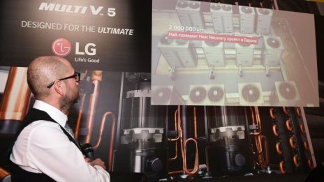 LG представи най-новото поколение термопомпена VRF система Multi V 5