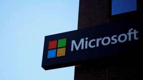 Windows вече не е слънцето в Слънчевата система на Microsoft