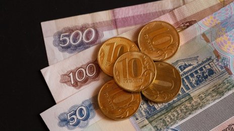 Надеждите за дипломатически изход от конфликта в Украйна оскъпяват рублата