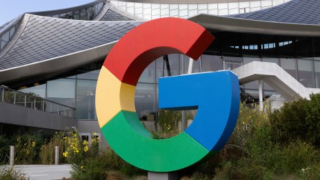 Акциите на Alphabet поскъпват след залога на Berkshire за близо 5 млрд. долара