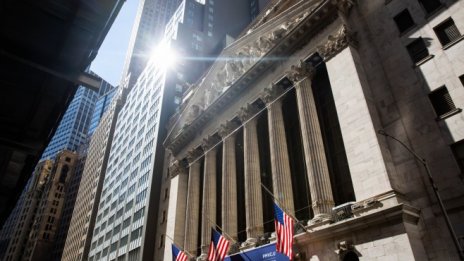 Ръстът на доходността по облигациите помрачава апетита за риск на Wall Street*