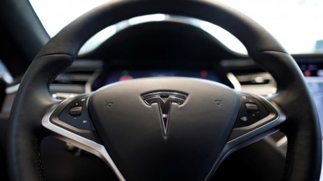 Щатските власти разрешават повече тестове на безпилотни автомобили