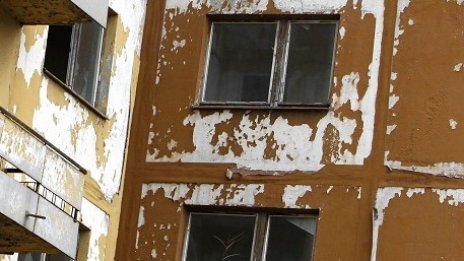 Oбщините ще преговарят с депутатите заради програмата за саниране