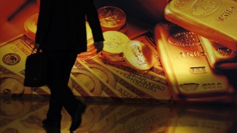 Златото с втори седмичен ръст въпреки спекулациите за повишение на лихвите в САЩ