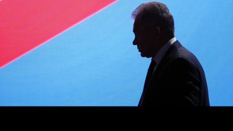 Лъжлив, корумпиран – руският военен министър е все по-мразен в собствената си страна