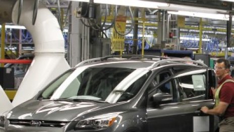 Проблеми в Европа застрашават печалбата на Ford