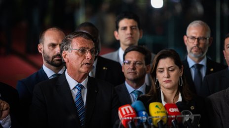 Болсонаро оспорва изборите в Бразилия, които загуби от Лула