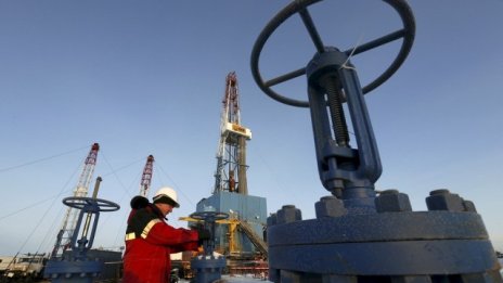 Полша усилено търси алтернатива за руския газ след 2022 г.