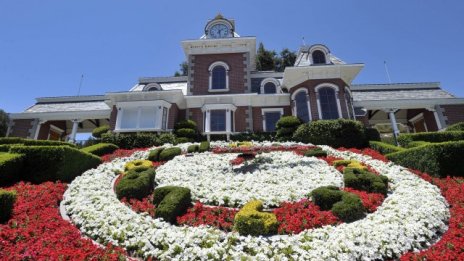 Имението Neverland на Майкъл Джексън може да бъде продадено