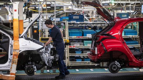 Месечното производство на Toyota отчита рекорд за май след скок от 35%