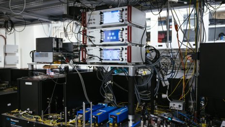 Стартъп за квантови изчисления набра 13 млн. паунда за разработване на алгоритми