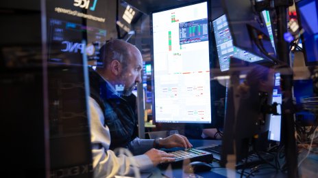 Nasdaq отбеляза най-дългата си серия от седмични загуби от декември