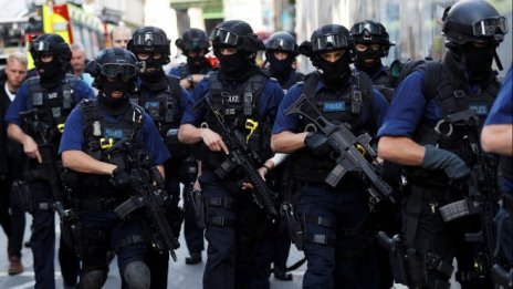 12 души са арестувани във връзка с терористичната атака в Лондон