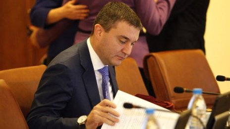 Горанов отрече „България Ер" АД да има непогасени задължения