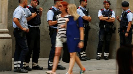 Референдумът в Каталуния изправя пред дилема местните държавни служители