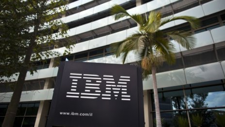 Продажбите на IBM отбелязват девето поредно тримесечие на спад 
