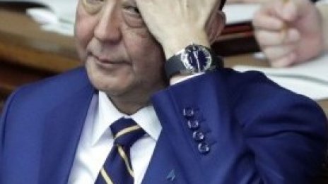 Япония добавя още 154 млрд. долара към рекордната програма за стимули