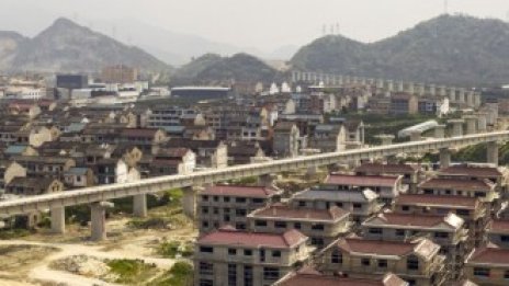 Цените на жилищата и инвестициите в имоти в Китай растат през юни