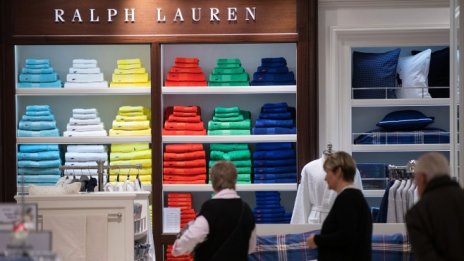 Ralph Lauren повиши годишната си прогноза