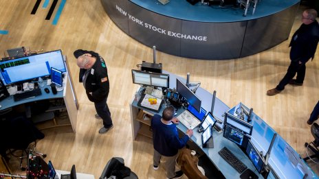 Водещите индекси на Wall Street се насочват към втора седмица на ръстове*