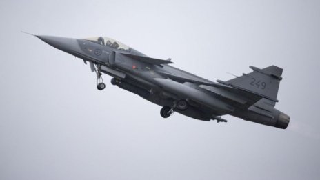 Милен Михов: Възможно е до 6 месеца да имаме договор за изтребители