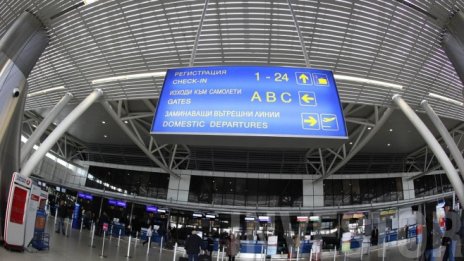 Над 438 хил. българи са пътували в чужбина през ноември