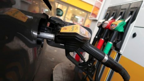 Горивата в Германия поскъпват заради пониженото ниво на реките