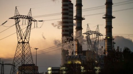 Балансът на енергийната мрежа не харесва малките реактори и големите фотоволтаици