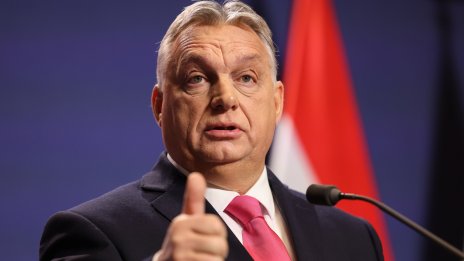 Виктор Орбан ще остане извън парламента и ще работи за обновлението на "Фидес"