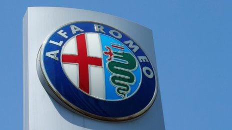 Alfa Romeo се цели в продажби от 400 хил. кросоувъра годишно до 2022 г.